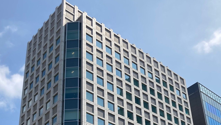 銀座ステファニー化粧品 本社事業所